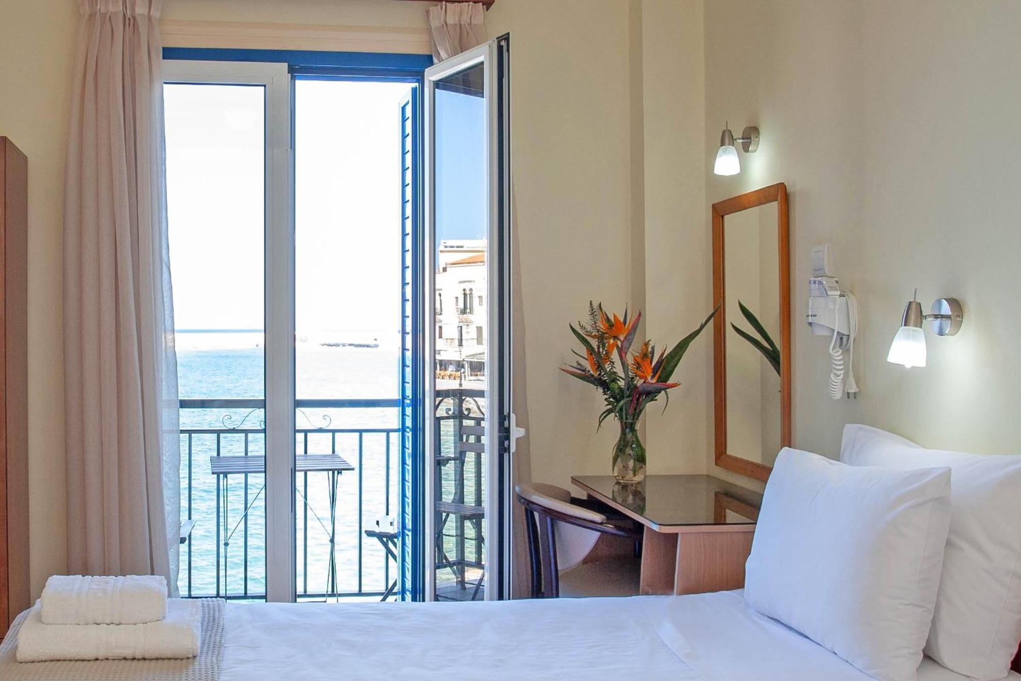 Lucia Hotel ハニア エクステリア 写真